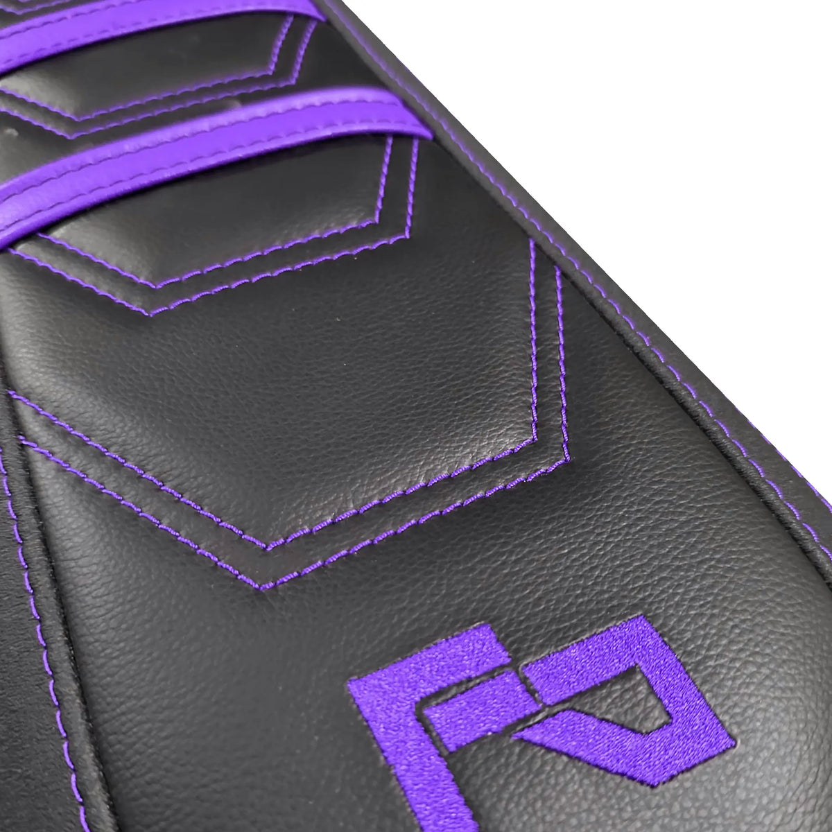 Housse de Selle 50cc - Race Edition Violet Fifty Design