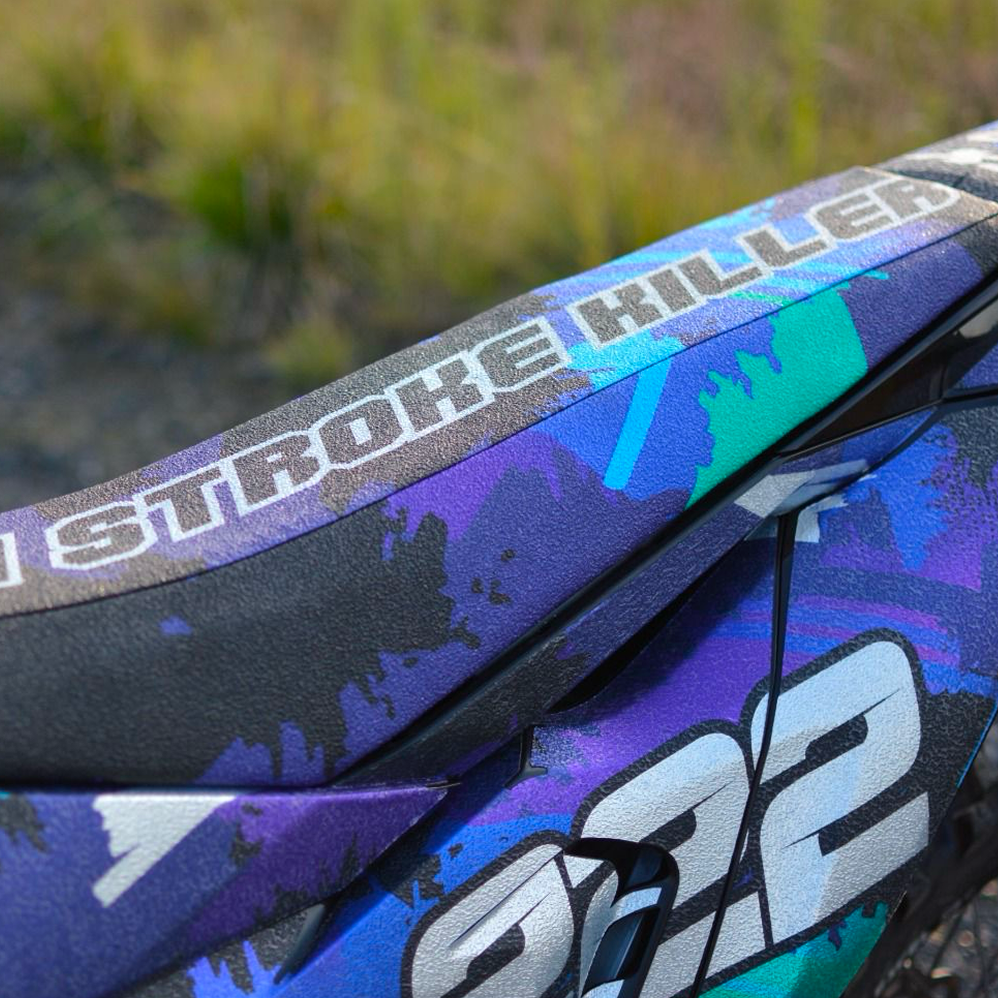 Housse de selle moto 100% personnalisée | Assortie à votre kit déco