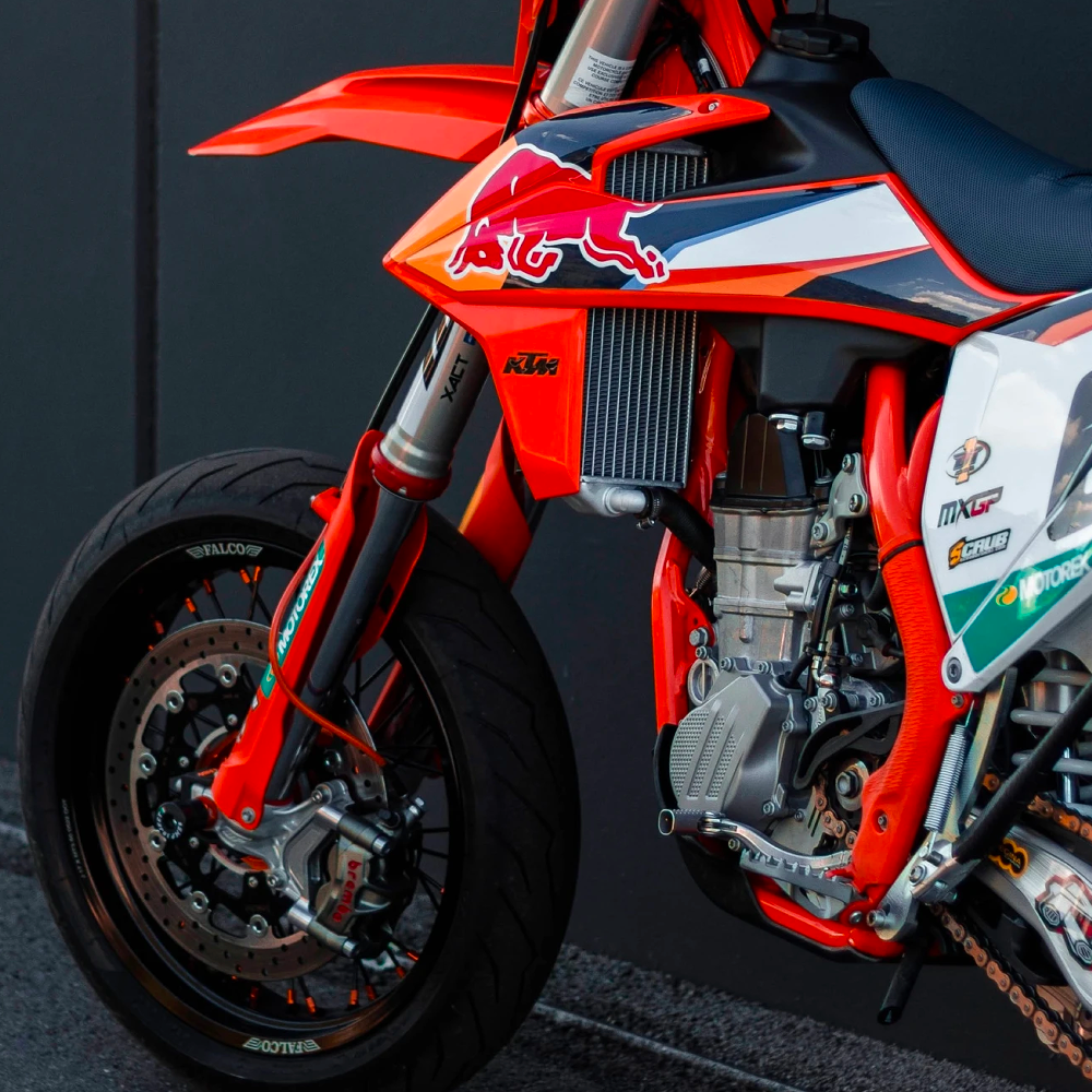 Complete Supermotard Kit 100% customizable Falco®