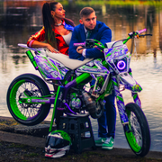 Kit déco 50cc 100% personnalisé sur moto 50 à boîte